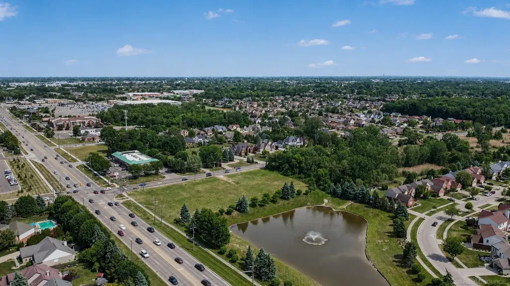 15170 15 Mile Road Sterling Heights City MI 48312