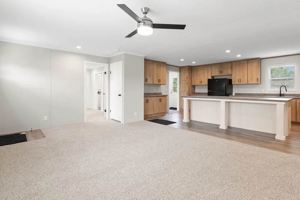 7198 W Mapleview Circle Brown City City MI 48416