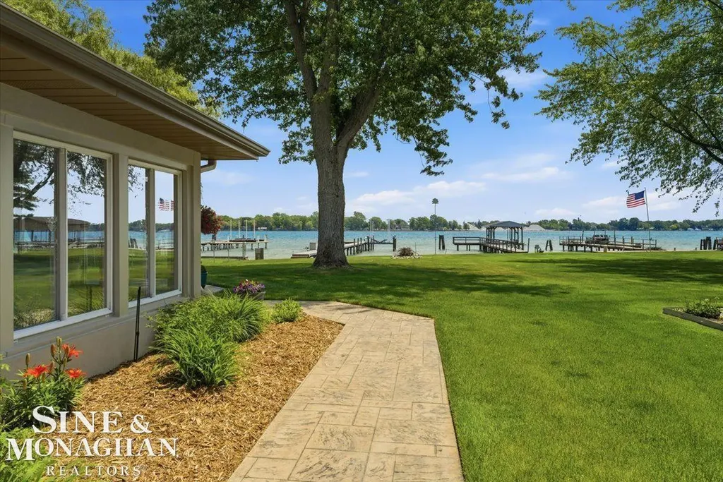 2035 S Parker Street Marine City City MI 48039