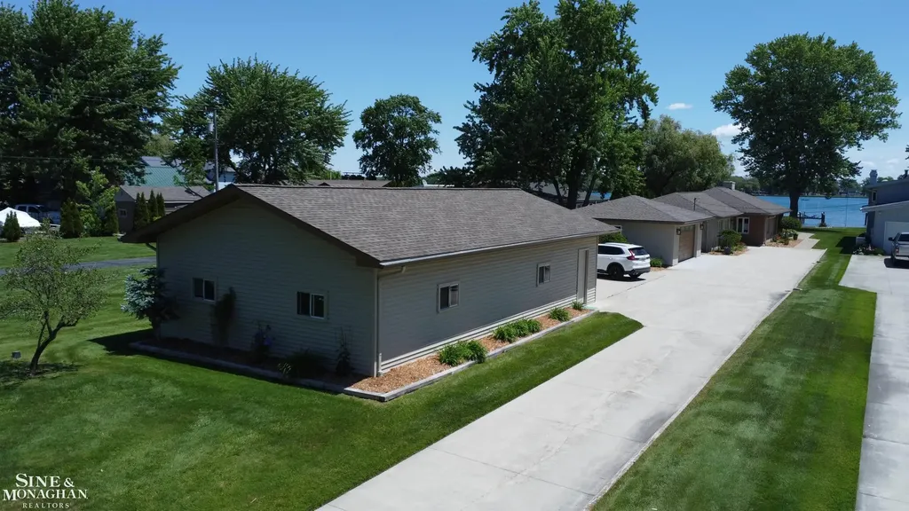 2035 S Parker Street Marine City City MI 48039