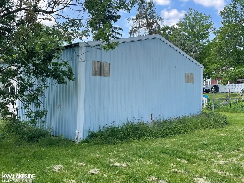 441 E Saint Clair Street Almont Village MI 48003