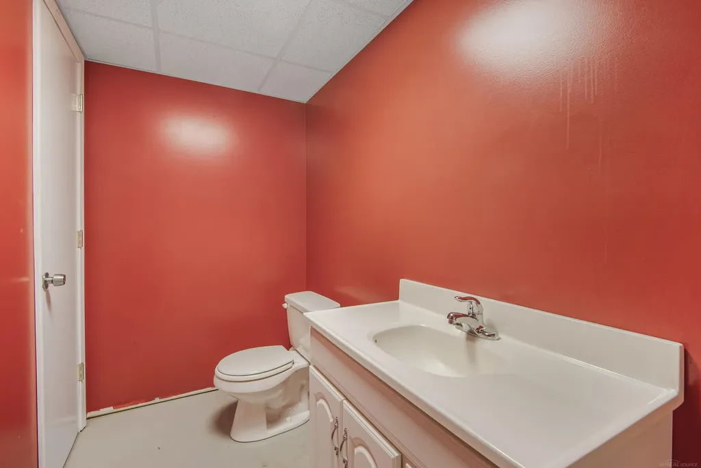 21895 Preserve Court Macomb Township MI 48042