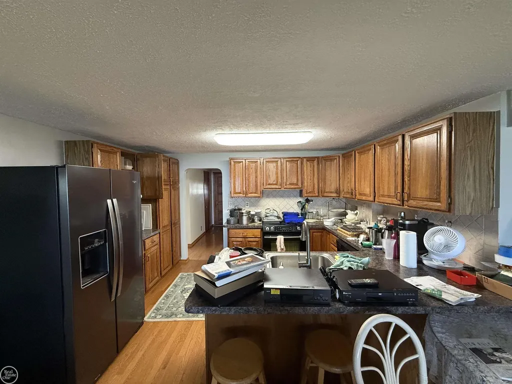 8473 Dixie Highway Ira Township MI 48023