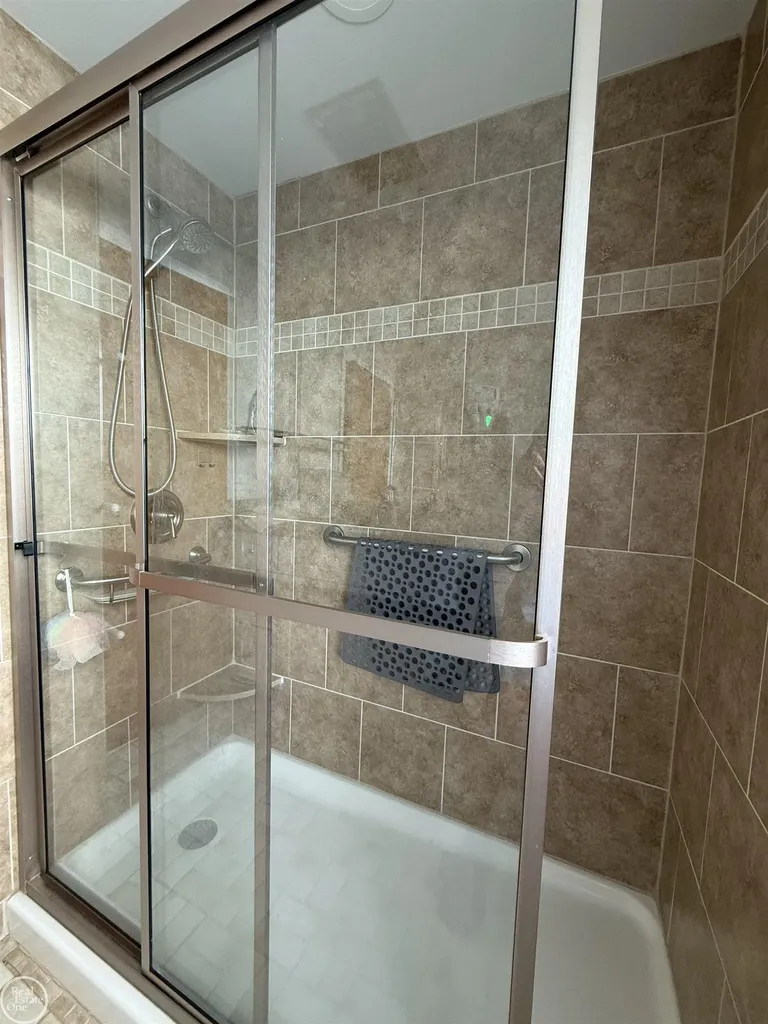 8473 Dixie Highway Ira Township MI 48023