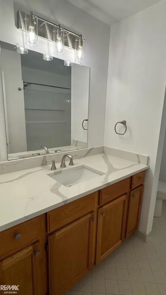 40869 Highpointe Drive Clinton Charter Township MI 48038