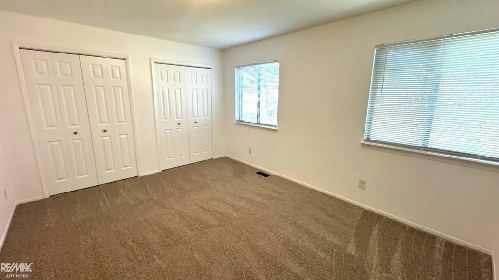 40869 Highpointe Drive Clinton Charter Township MI 48038