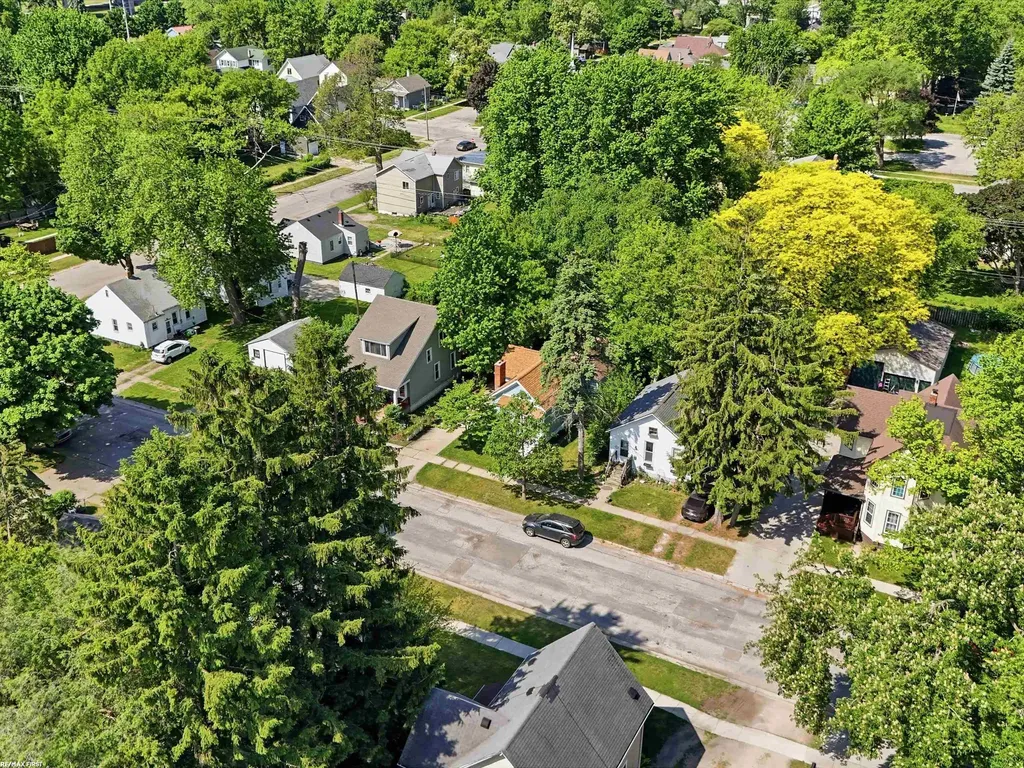 2519 Walnut Street Port Huron City MI 48060