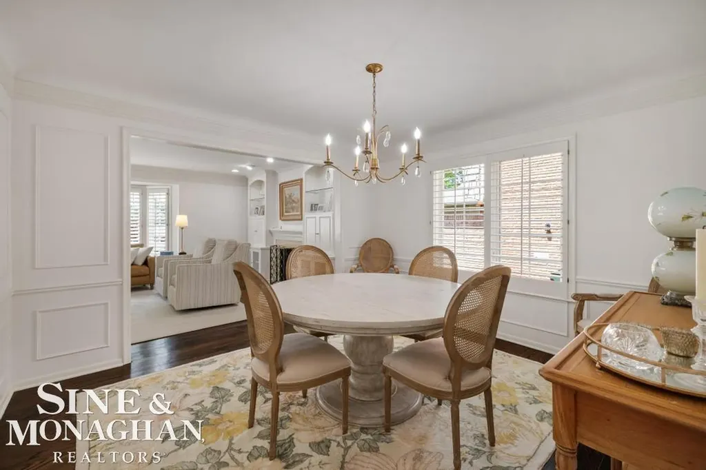 754 N Brys Drive Grosse Pointe Woods City MI 48236