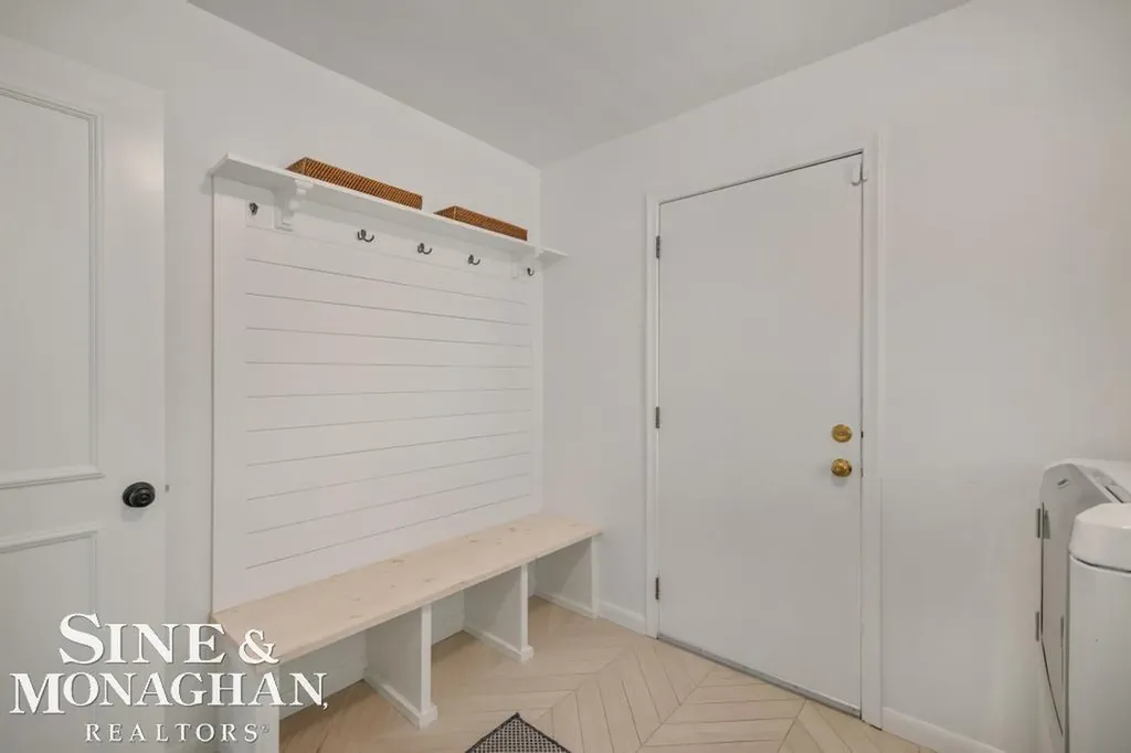 754 N Brys Drive Grosse Pointe Woods City MI 48236