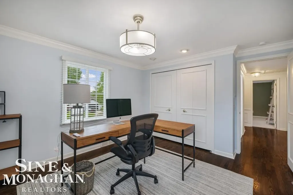 754 N Brys Drive Grosse Pointe Woods City MI 48236
