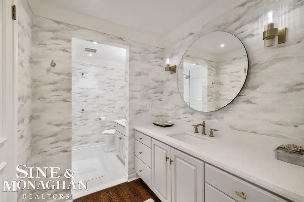 754 N Brys Drive Grosse Pointe Woods City MI 48236