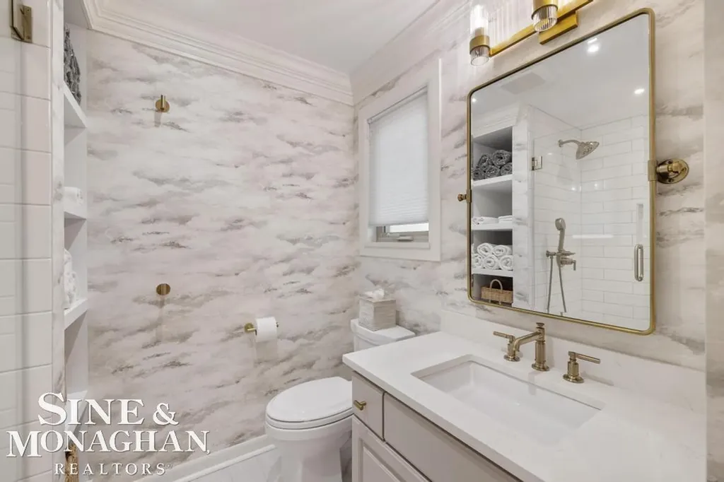 754 N Brys Drive Grosse Pointe Woods City MI 48236