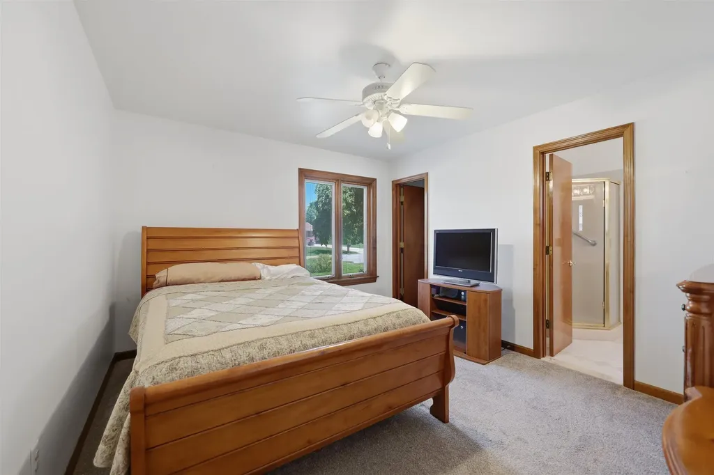 19688 Rich Clinton Charter Township MI 48038