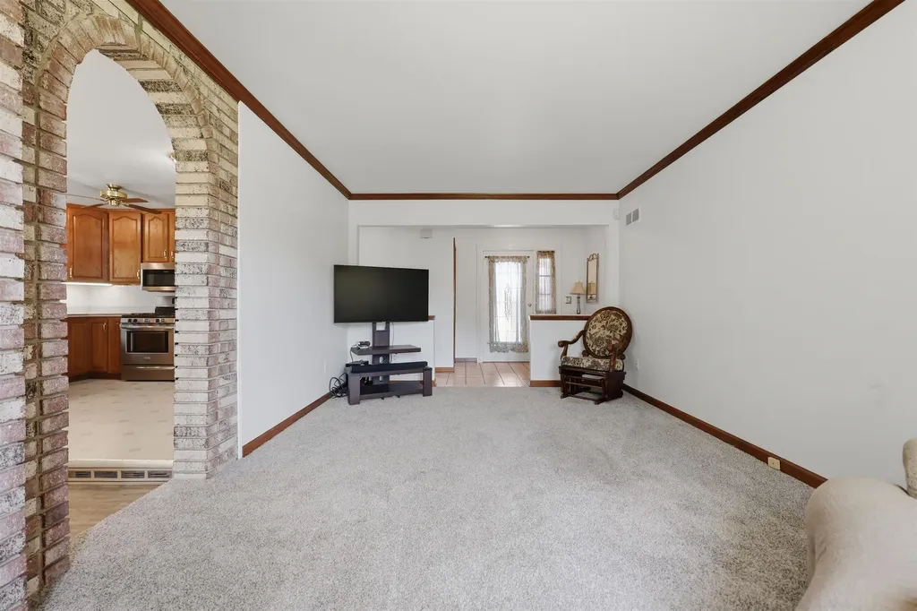 19688 Rich Clinton Charter Township MI 48038