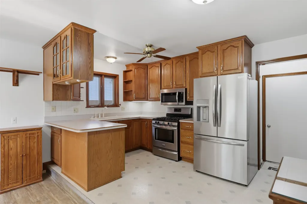 19688 Rich Clinton Charter Township MI 48038