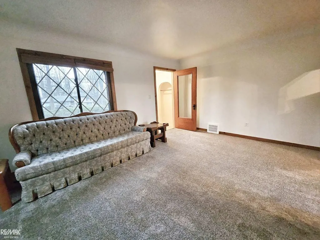 46700 Sugarbush Road Chesterfield Township MI 48047