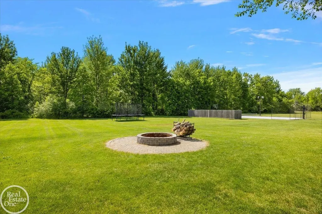 61391 Indian Trail Road Ray Township MI 48096