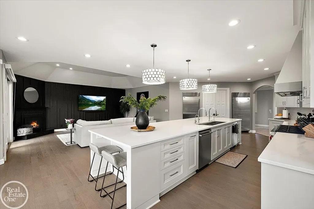 61391 Indian Trail Road Ray Township MI 48096