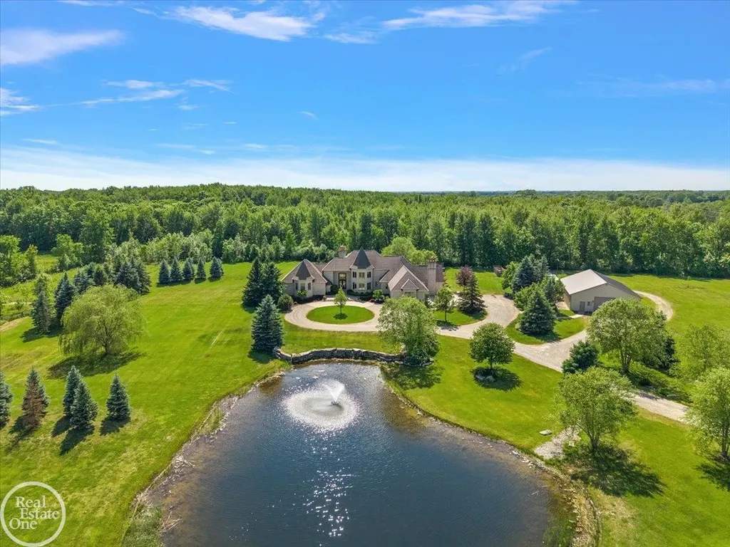 61391 Indian Trail Road Ray Township MI 48096