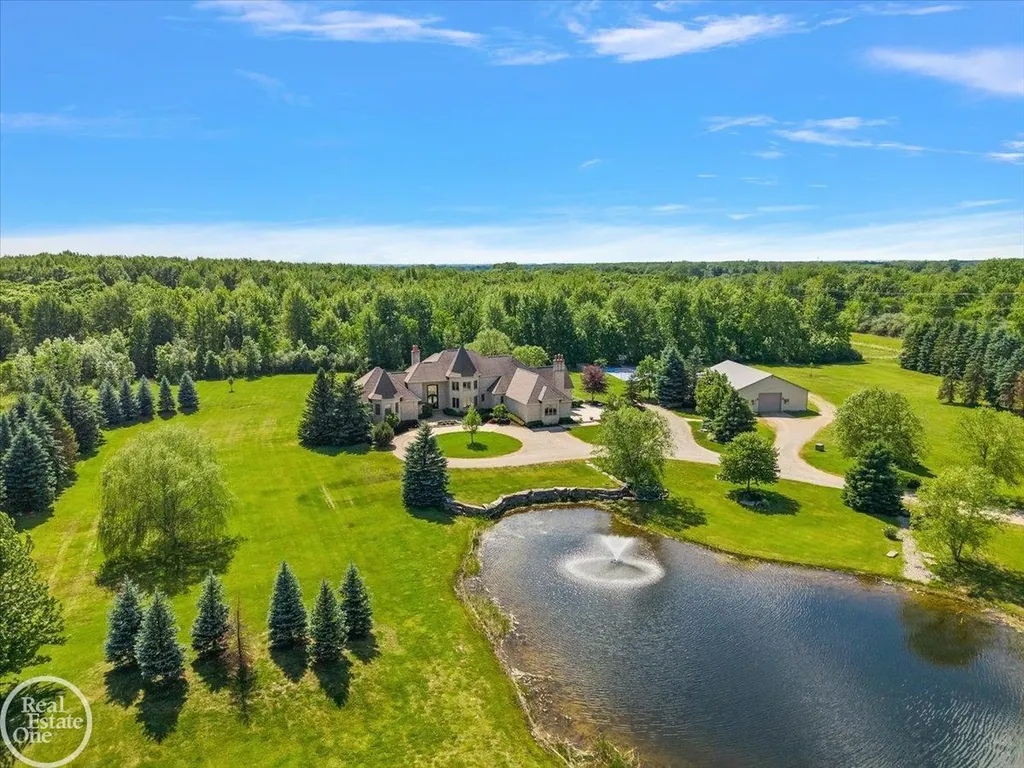 61391 Indian Trail Road Ray Township MI 48096