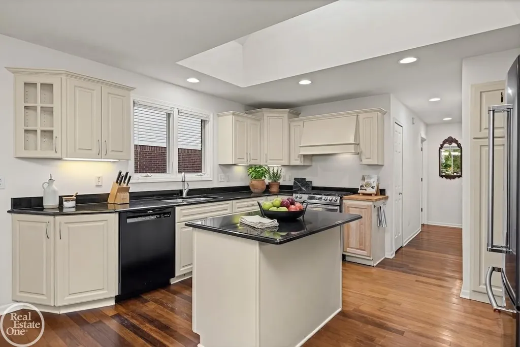 49350 Monte Road Chesterfield Township MI 48047