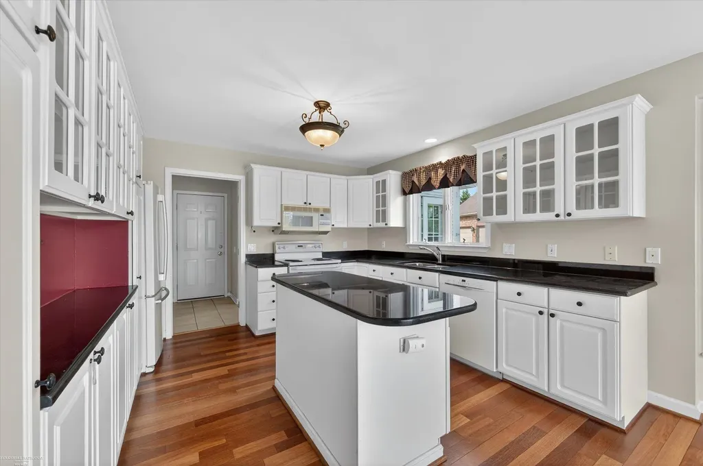1654 Seymour Lake Road Oxford Village MI 48371