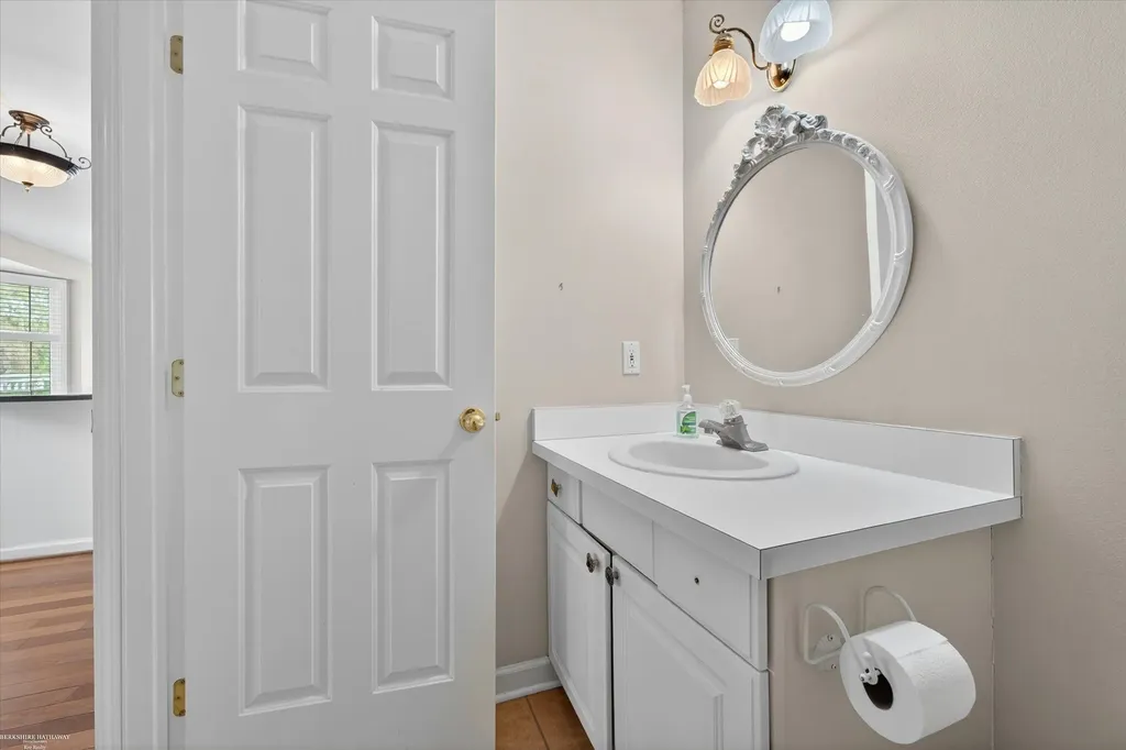 1654 Seymour Lake Road Oxford Village MI 48371