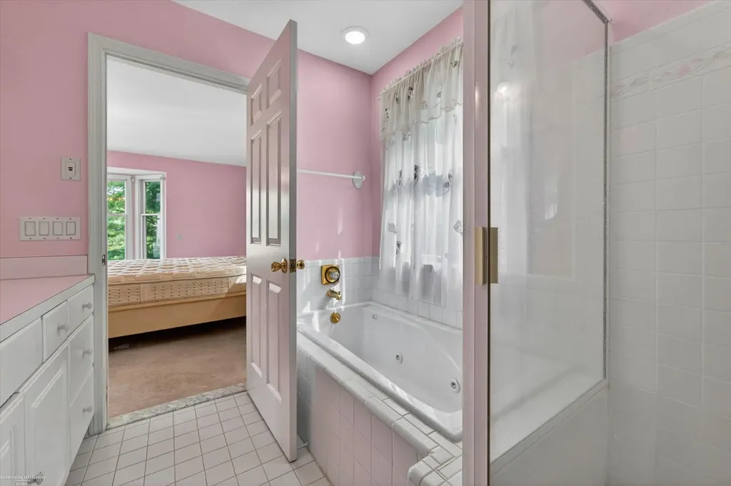 1654 Seymour Lake Road Oxford Village MI 48371