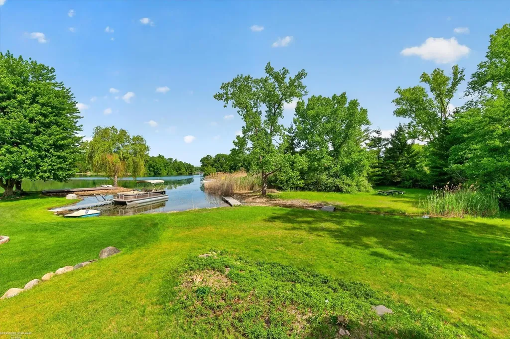 1654 Seymour Lake Road Oxford Village MI 48371