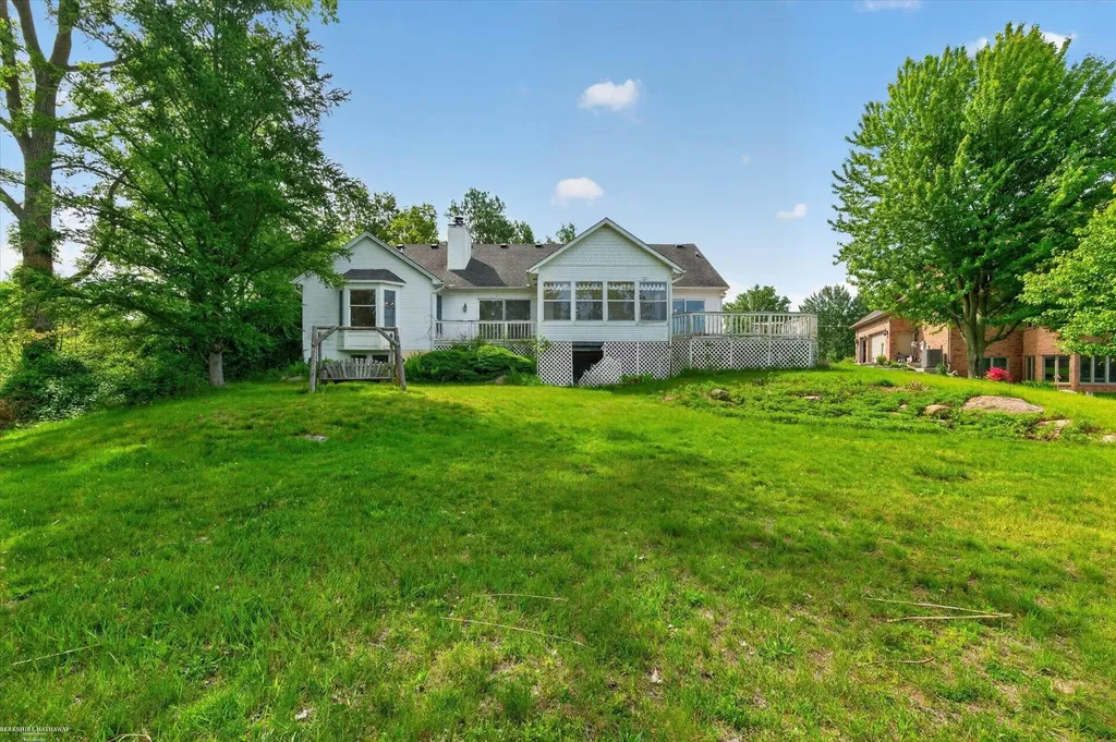 1654 Seymour Lake Road Oxford Village MI 48371