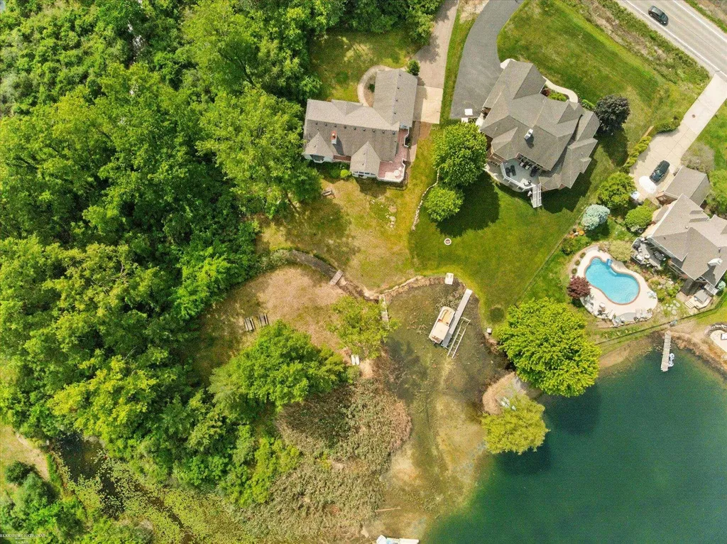 1654 Seymour Lake Road Oxford Village MI 48371