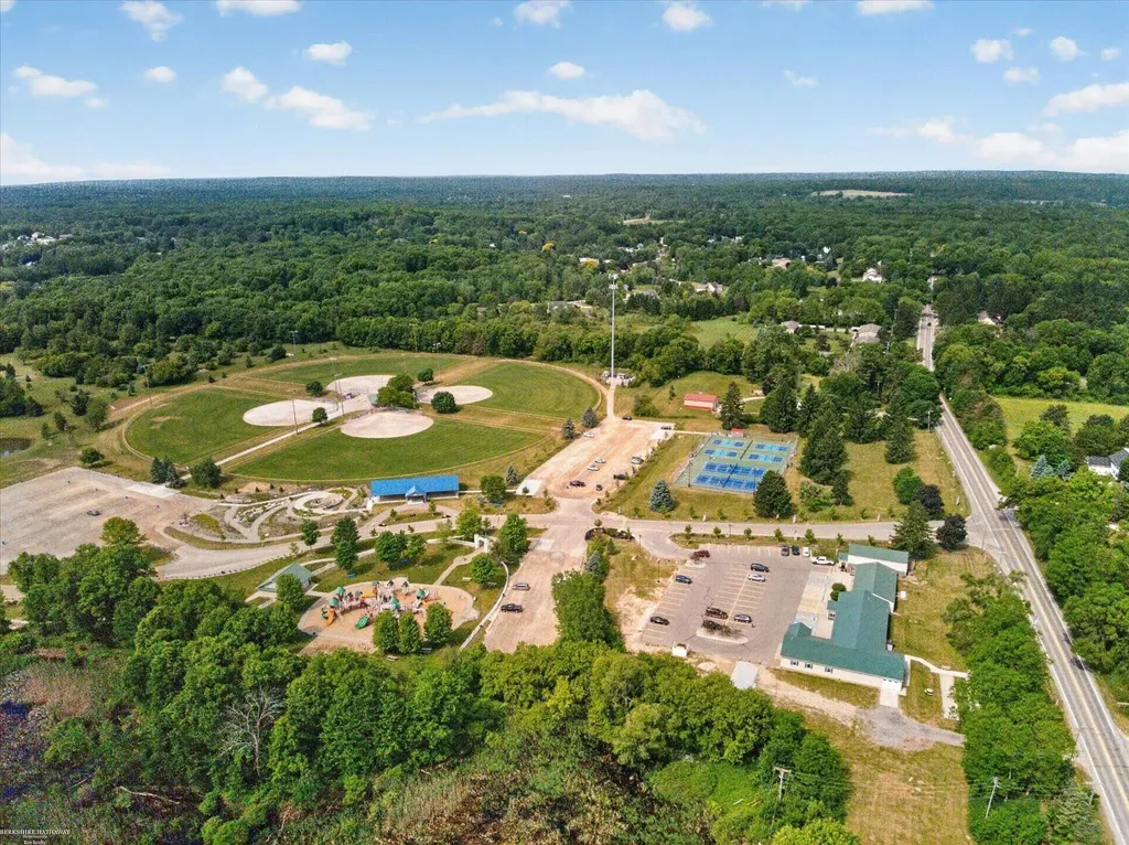 1654 Seymour Lake Road Oxford Village MI 48371