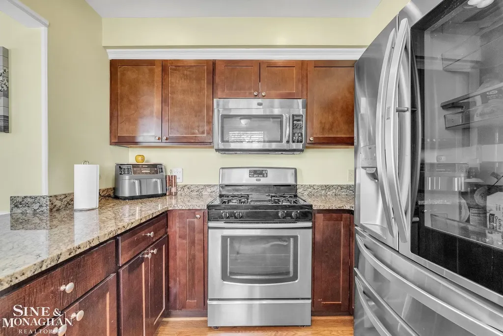 1421 W Windemere Avenue Royal Oak City MI 48073