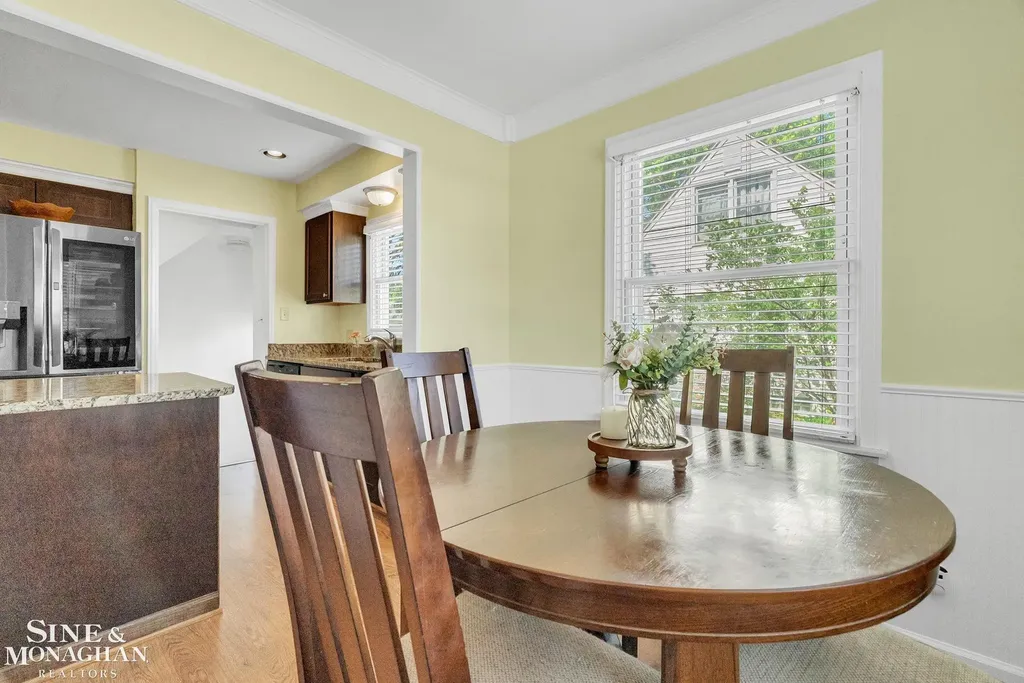 1421 W Windemere Avenue Royal Oak City MI 48073
