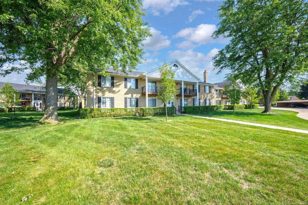 34680 Huntley Drive Sterling Heights City MI 48312