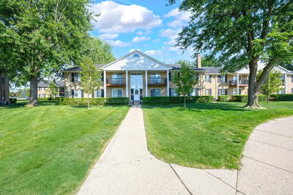 34680 Huntley Drive Sterling Heights City MI 48312