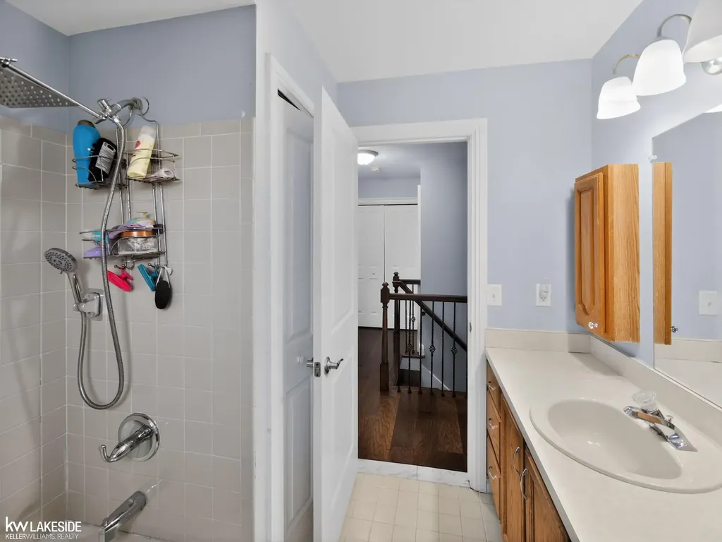 46027 Tally Ho Drive Macomb Township MI 48044