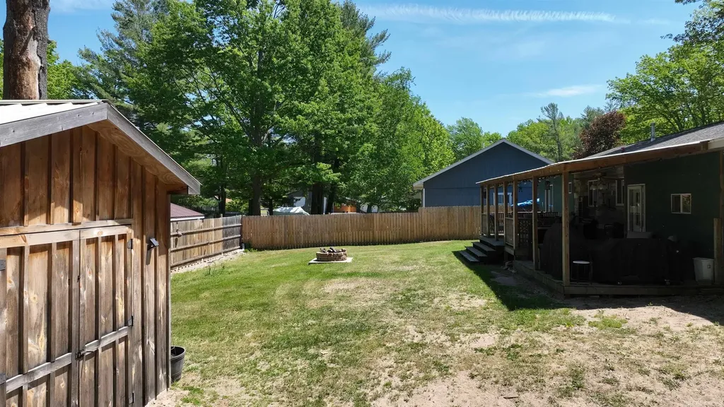 408 Beech Street Roscommon Township MI 48629