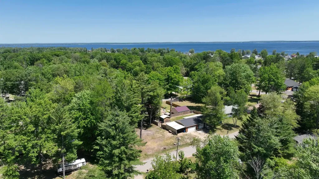 408 Beech Street Roscommon Township MI 48629