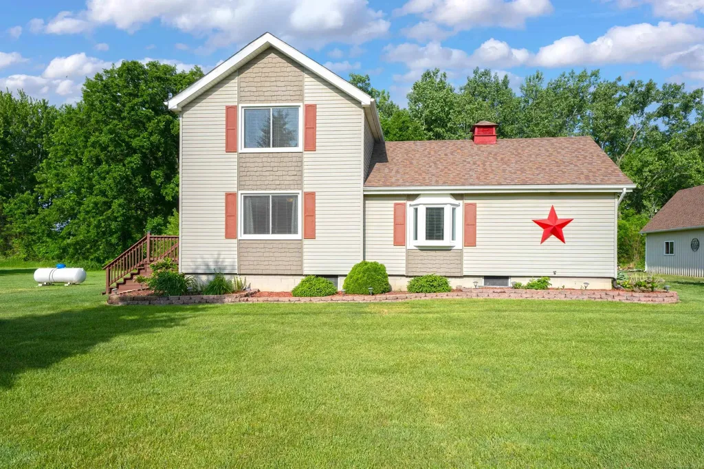 64135 Omo Road Lenox Township MI 48050