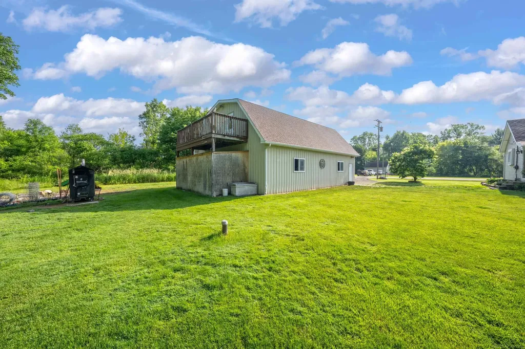 64135 Omo Road Lenox Township MI 48050