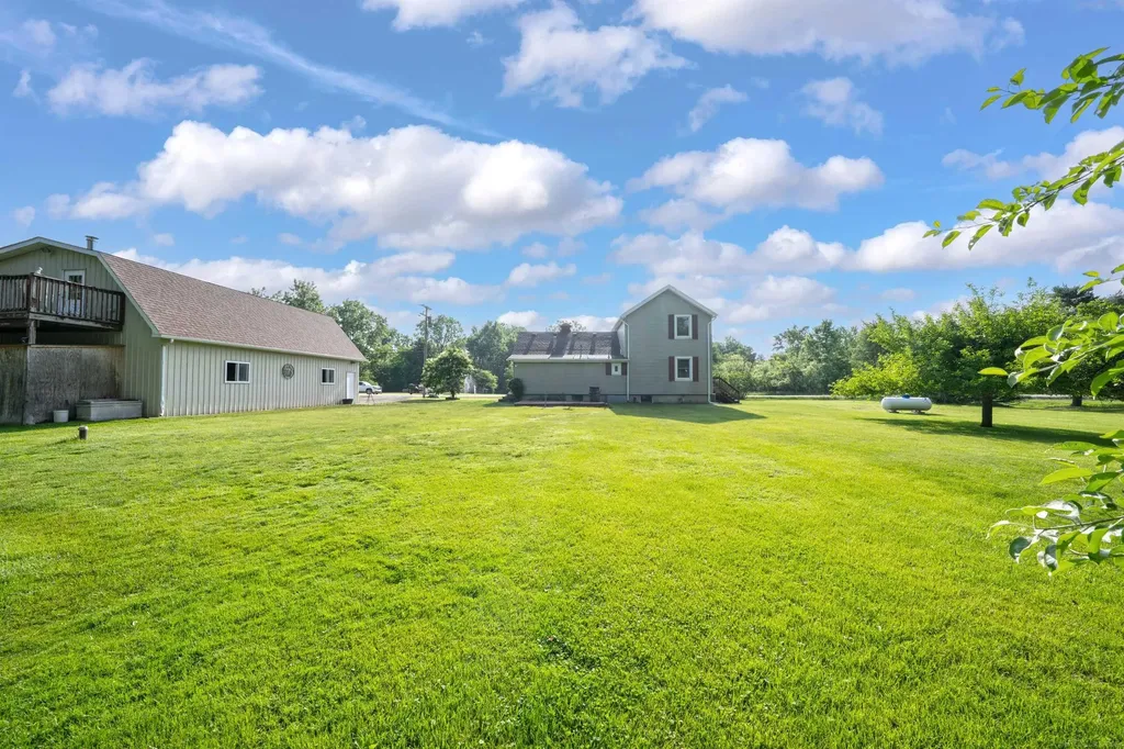 64135 Omo Road Lenox Township MI 48050