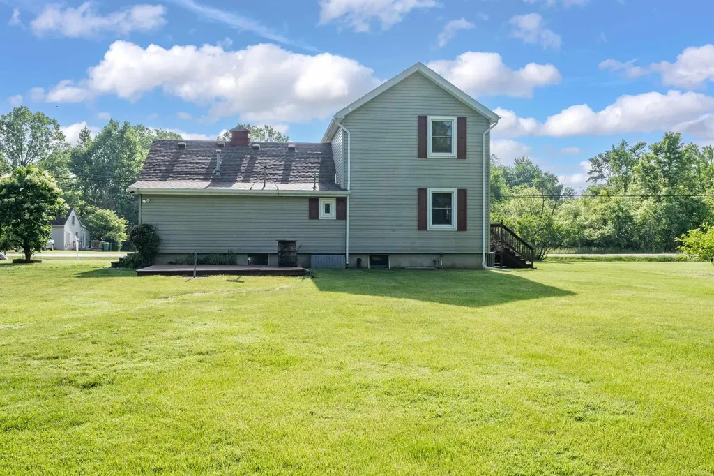 64135 Omo Road Lenox Township MI 48050