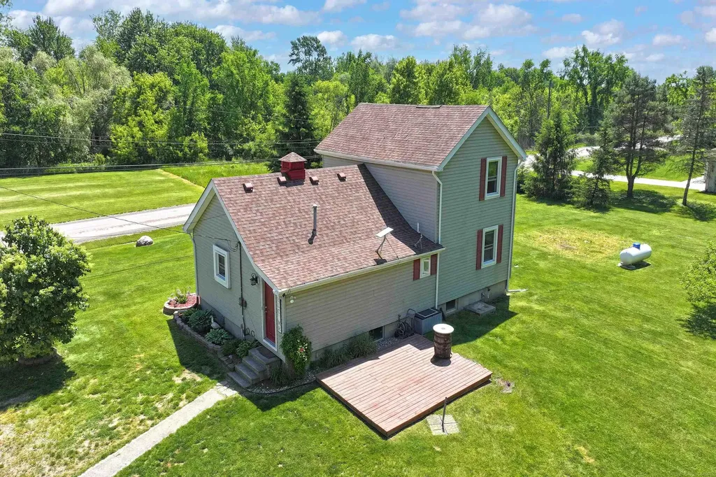 64135 Omo Road Lenox Township MI 48050