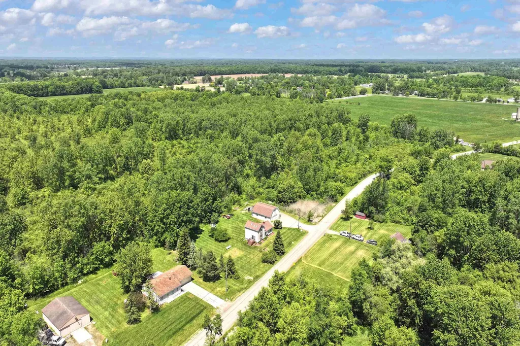 64135 Omo Road Lenox Township MI 48050