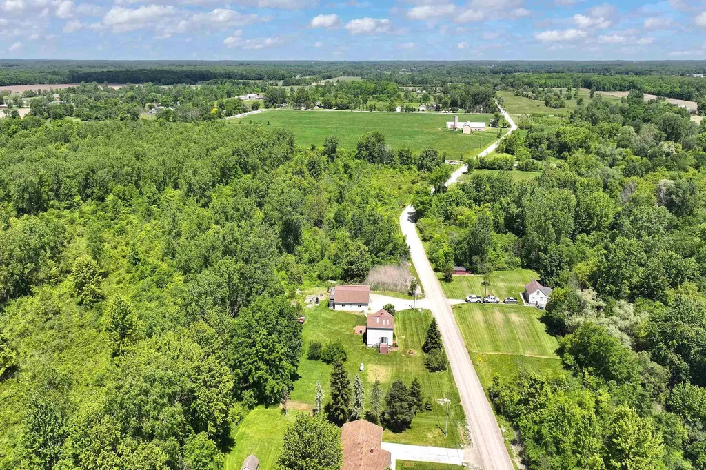 64135 Omo Road Lenox Township MI 48050