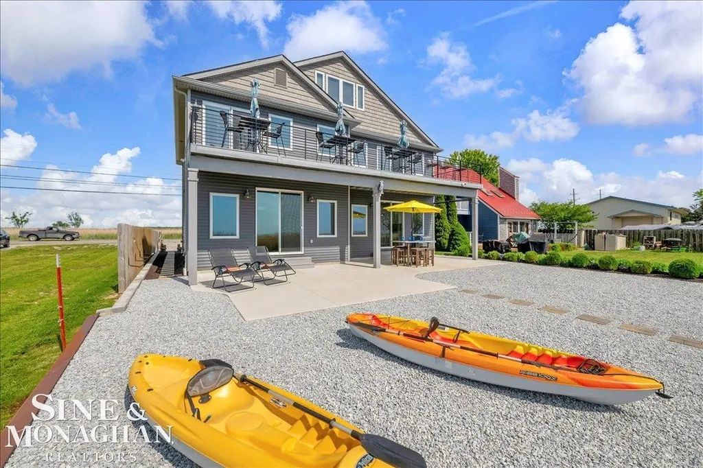 7305 Dyke Road Clay Township MI 48001