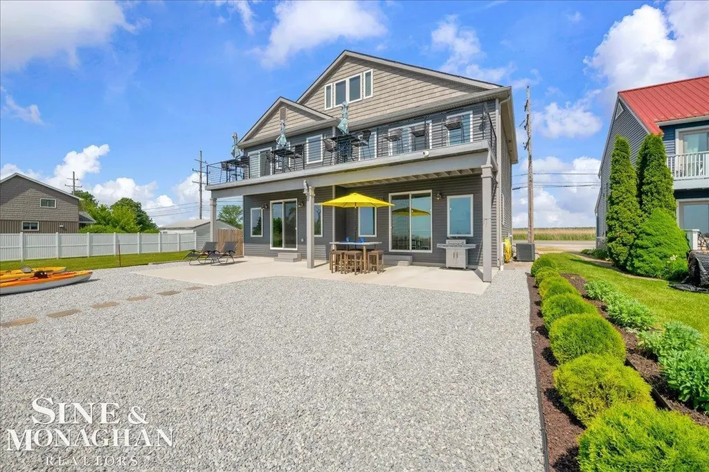 7305 Dyke Road Clay Township MI 48001