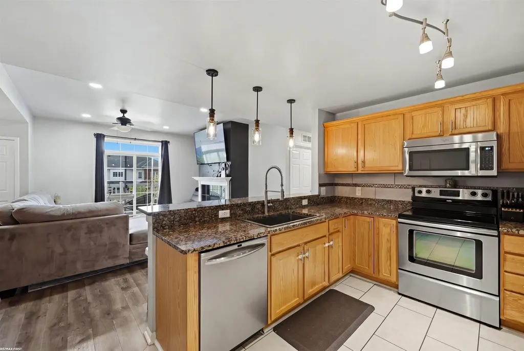 5687 Acorn Lane Sterling Heights City MI 48314