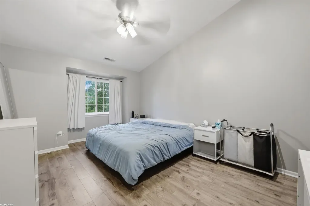 5687 Acorn Lane Sterling Heights City MI 48314